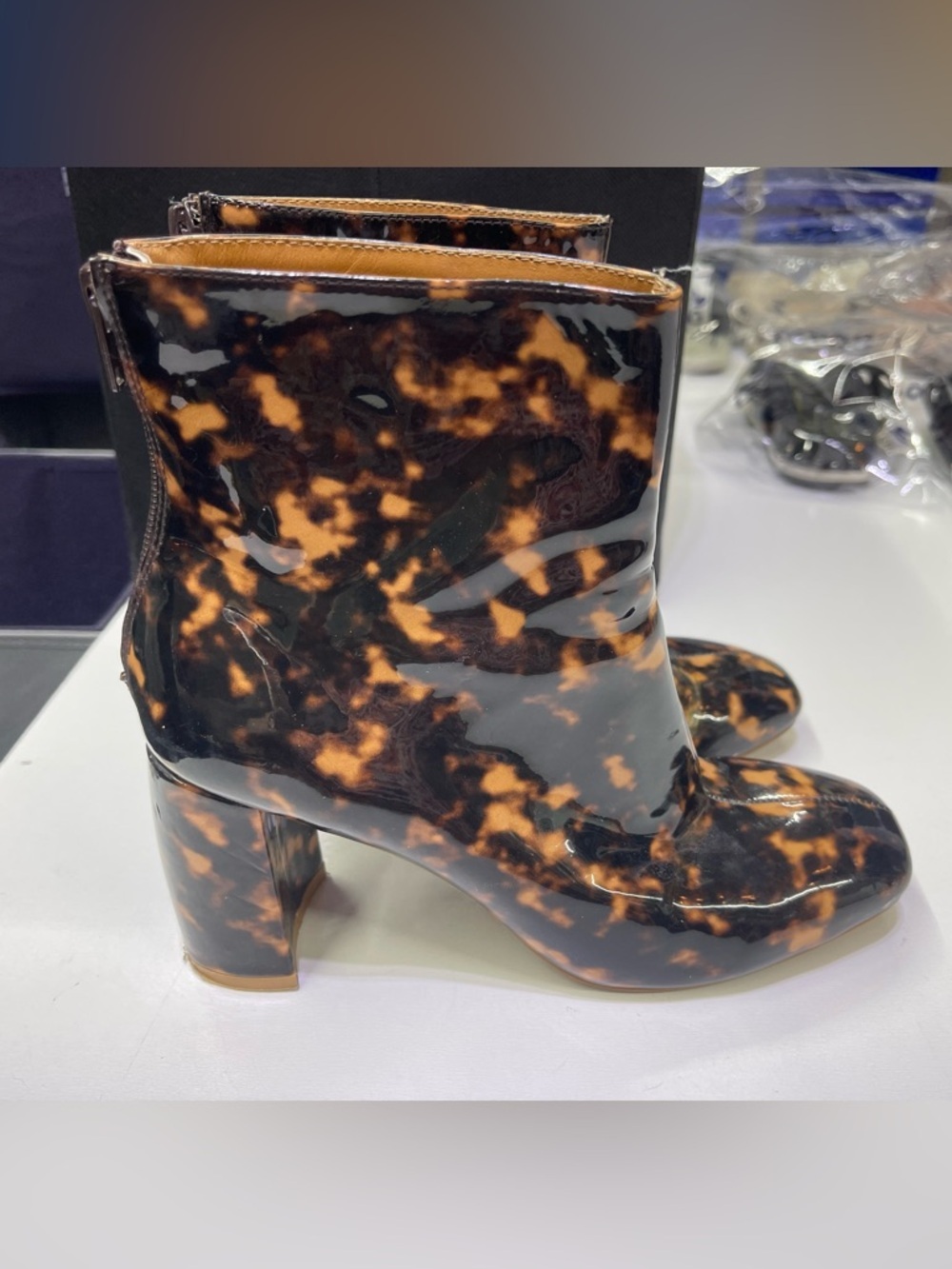 JAGGAR Chunky Heel Cheetah Print Boot Size 38  Back‎ Zip